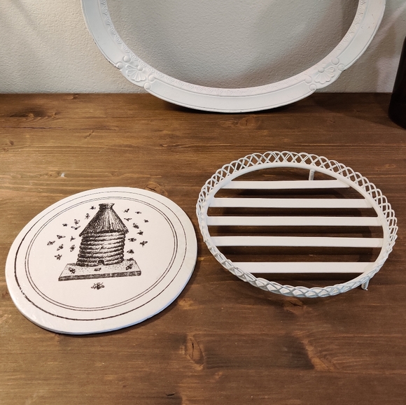 Vintage Cast Iron Plant Stand with Dual Sided Wood Art Round - Picture 3 of 7